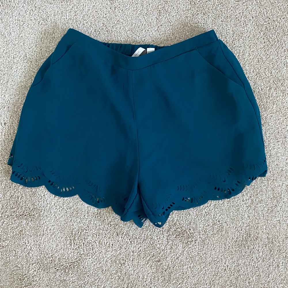 Teal flowy short